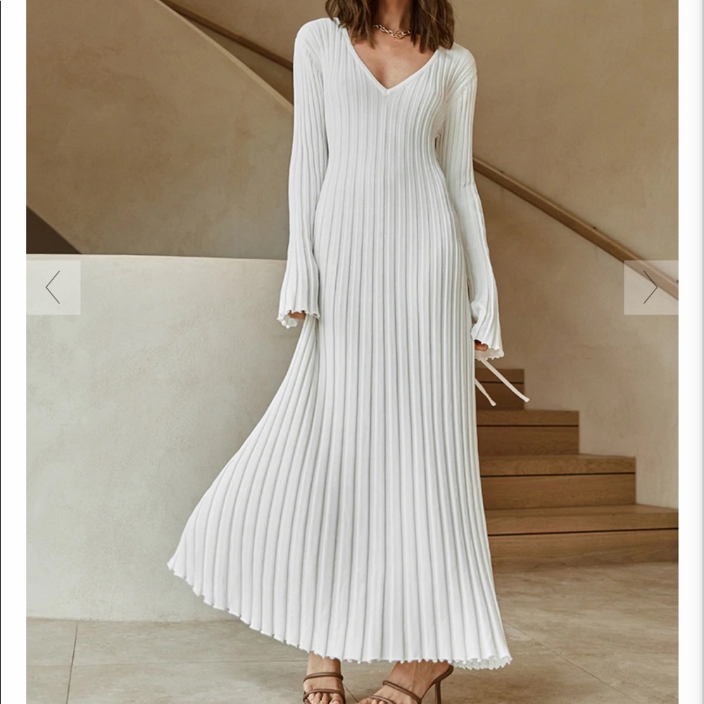 DISSH Reign White Knit Midi Dress